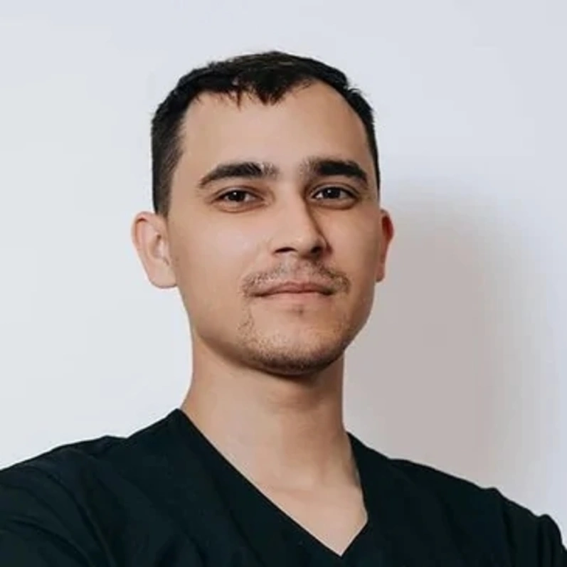 Хафизов Руслан Олегович